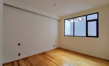 Casa en Condominio en Renta en CLUB DE GOLF MEXICO