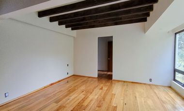 Casa en Condominio en Renta en CLUB DE GOLF MEXICO