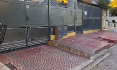 Casa y  salón comercial  Entre Rios 619