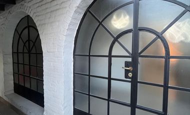Casa y  salón comercial  Entre Rios 619