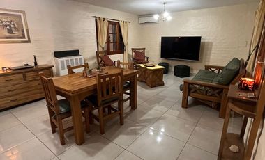 Casa y  salón comercial  Entre Rios 619