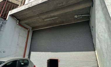 Venta Galpón 340 M2 Cubiertos Con Depto 3 Amb, Zona Industrial, LomasDel Mirador, La Matanza.