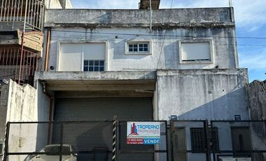 Venta Galpón 340 M2 Cubiertos Con Depto 3 Amb, Zona Industrial, LomasDel Mirador, La Matanza.