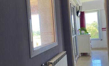 CASA EN VENTA EN  PEHUAJO CON GARAGE Y PARQUE