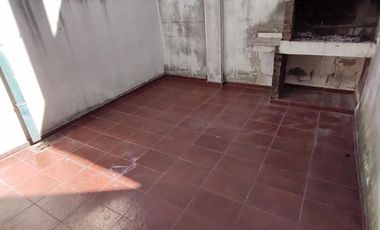 Excelente Dúplex de 2 ½ ambientes. Morón