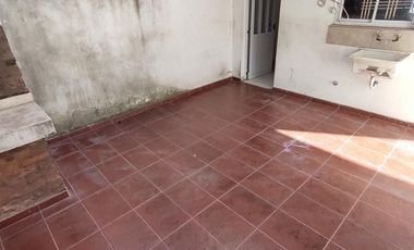 Excelente Dúplex de 2 ½ ambientes. Morón