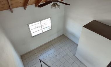 Excelente Dúplex de 2 ½ ambientes. Morón