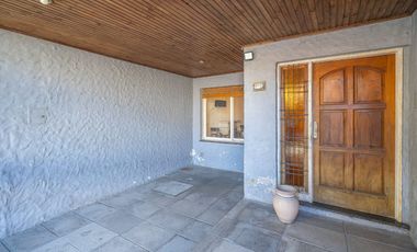 Casa en venta en La Calabria, San Isidro
