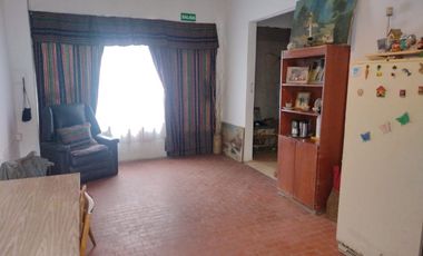 LOCALES +CASAS A RECICLAR+ LOTE PARA  433 MT2.