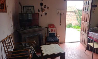 LOCALES +CASAS A RECICLAR+ LOTE PARA  433 MT2.