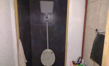 LOCALES +CASAS A RECICLAR+ LOTE PARA  433 MT2.