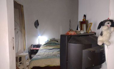 LOCALES +CASAS A RECICLAR+ LOTE PARA  433 MT2.