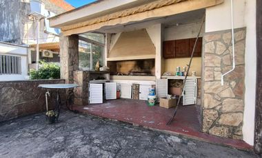 Se alquila casa en Santo Tome - 3 dorm. - pileta