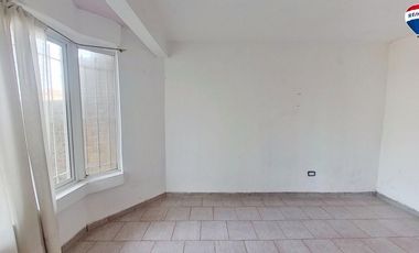 VENTA CASA 4 AMBIENTES CON PARQUE EZPELETA