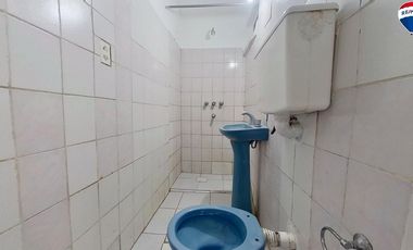VENTA CASA 4 AMBIENTES CON PARQUE EZPELETA