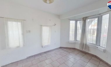 VENTA CASA 4 AMBIENTES CON PARQUE EZPELETA