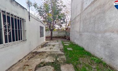 VENTA CASA 4 AMBIENTES CON PARQUE EZPELETA