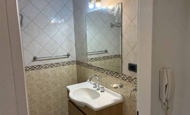 VENTA APTO CREDITO PH 2 AMBIENTES V. PUEYRREDON