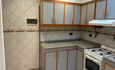 VENTA APTO CREDITO PH 2 AMBIENTES V. PUEYRREDON