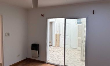 VENTA APTO CREDITO PH 2 AMBIENTES V. PUEYRREDON