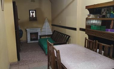 CASA CON LOCALES EN VENTA EN  ALEJANDRO KORN
