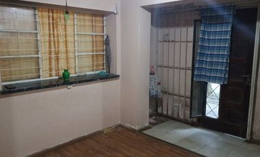 CASA CON LOCALES EN VENTA EN  ALEJANDRO KORN