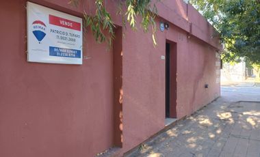 CASA CON LOCALES EN VENTA EN  ALEJANDRO KORN