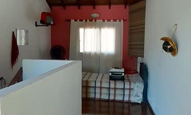 TRIPLEX EN VENTA - MORON CENTRO