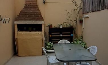 TRIPLEX EN VENTA - MORON CENTRO