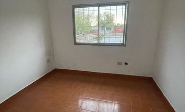Duplex 3 ambientes barrio Manzanares