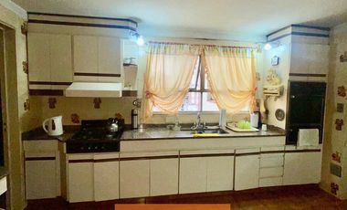 DEPARTAMENTO 4 AMB CON COCHERA CUBIERTA - CASEROS CENTRO - TRES DE FEBRERO