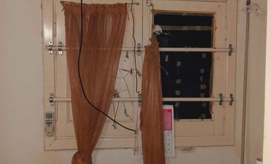 VENTA casa mas departamento sobre amplio lote ESCUCHA OFERTA