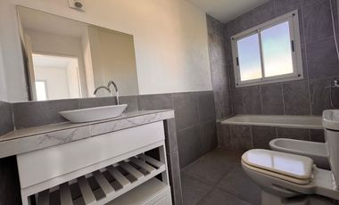 Alquiler amoblado de casa en el Barrio de Santa Juana - Canning