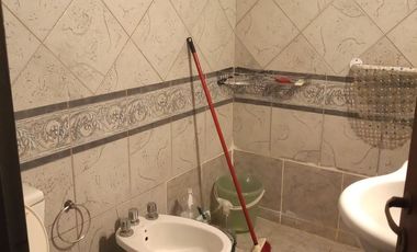 ALQUILER DUPLEX DE DOS AMBIENTES CON COCHERA