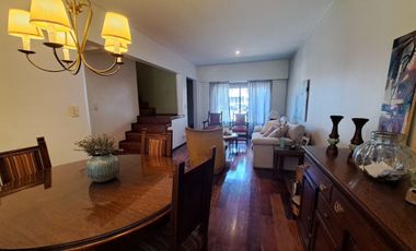 CHALET EN 2 PLANTAS V.SARMIENTO