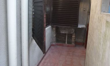ALQUILER PH DE 2 AMB ZONA CHILAVERT