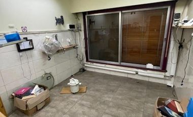 Departamento de 3 Amplios Ambientes, Terraza, Quincho y Segundo Departamento.