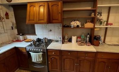 Departamento de 3 Amplios Ambientes, Terraza, Quincho y Segundo Departamento.