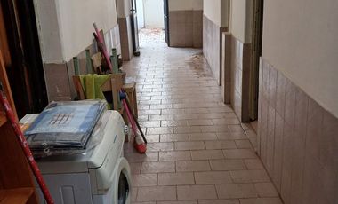 CASA 6 AMBIENTES S/LOTE 8,66 X 29 ANTIGUA PARA REMOZARM  O LOTE 8,66 X29LOTE 8,66 X 29 ZONIFICACION USAB 2