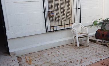 CASA 6 AMBIENTES S/LOTE 8,66 X 29 ANTIGUA PARA REMOZARM  O LOTE 8,66 X29LOTE 8,66 X 29 ZONIFICACION USAB 2