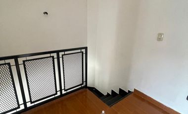 Duplex 3 Ambientes, contrafrente en Barrio Manzanares, Villa Luzuriaga