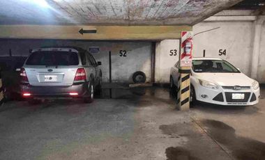 COCHERA EN VENTA EN PLENO CENTRO