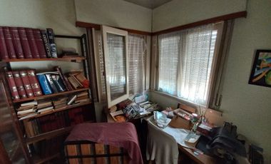 Chalet A Reciclar 3 Y 1/2 Amb. En B° Guemes Oportunidad  Nuevo Precio