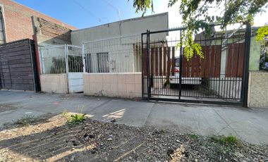 Casa en venta en LA CISTERNA