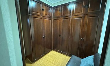 Venta casa de 4 amb. c/ quincho pileta y pque.