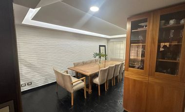 Venta casa de 4 amb. c/ quincho pileta y pque.