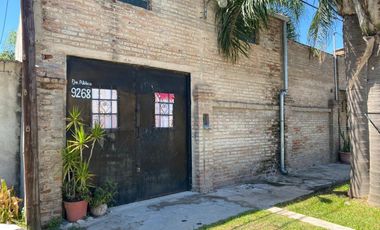 Galpon a la venta a 300 metros de Blas Parera 9200