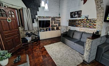 VENTA CASA BAJO P.H. REMEDIOS DE ESCALADA