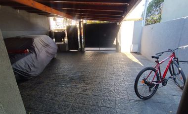 VENTA CASA BAJO P.H. REMEDIOS DE ESCALADA