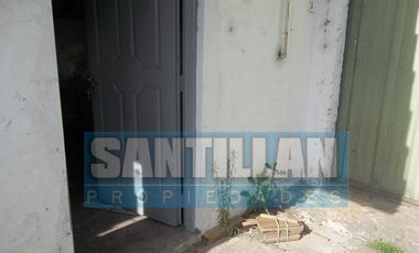 GALPÓN CON GRAN LOTE - VILLA LUZURIAGA